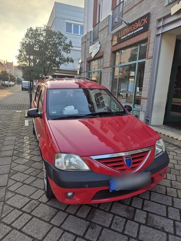 Rot Gebraucht 2008 Dacia Logan Limousine | 2.300 € (Fairer Preis) - Bild 1/4