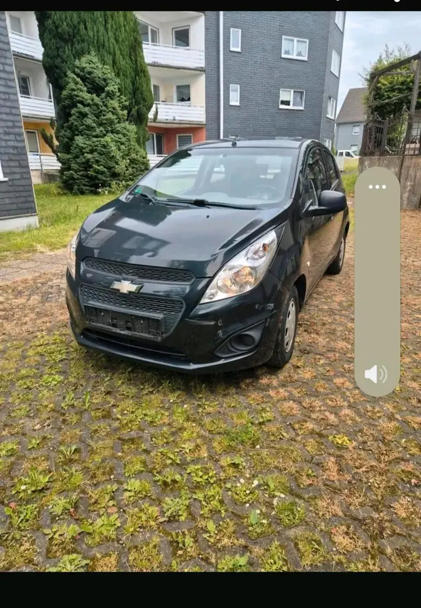 Gebraucht Chevrolet Spark 68 PS (50 kW) 2013 Schwarz Kleinwagen
