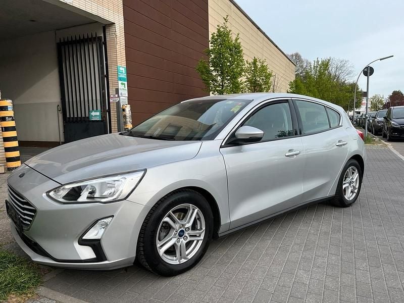 Second-hand Ford Focus 151 CP (111 kW) 2018 Gri Berlinǎ