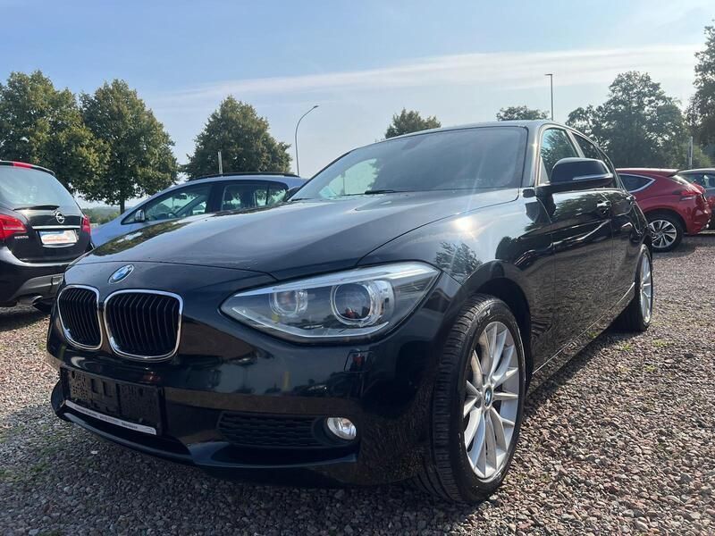 Schwarz Gebraucht 2014 BMW 118 Sport Line Kleinwagen | 8.150 € (Guter Preis) - Bild 1/4