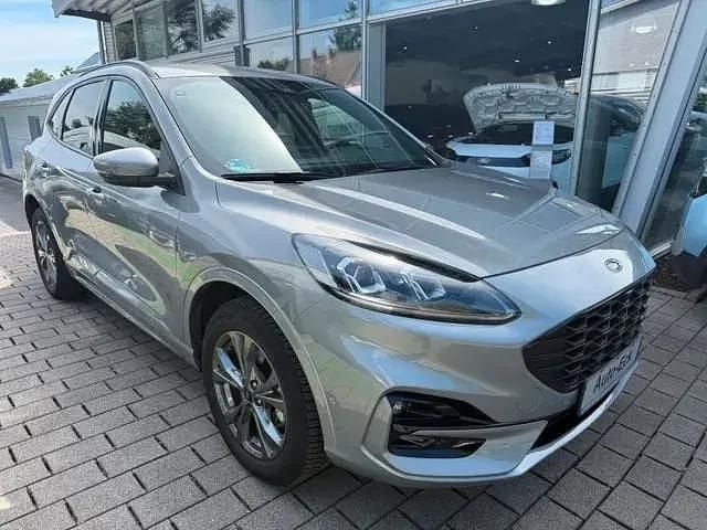 Gebraucht Ford Kuga 224 PS (164 kW) 2022 Silber SUV