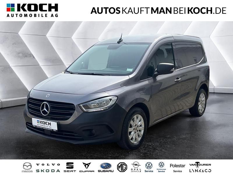 Grau Gebraucht 2022 Mercedes Citan 112 Van / Kleinbus | 23.690 € (Teuer) - Bild 1/3
