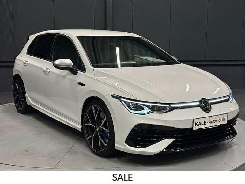 Gebraucht VW Golf VIII IQ Drive 333 PS (244 kW) 2024 Weiß Limousine