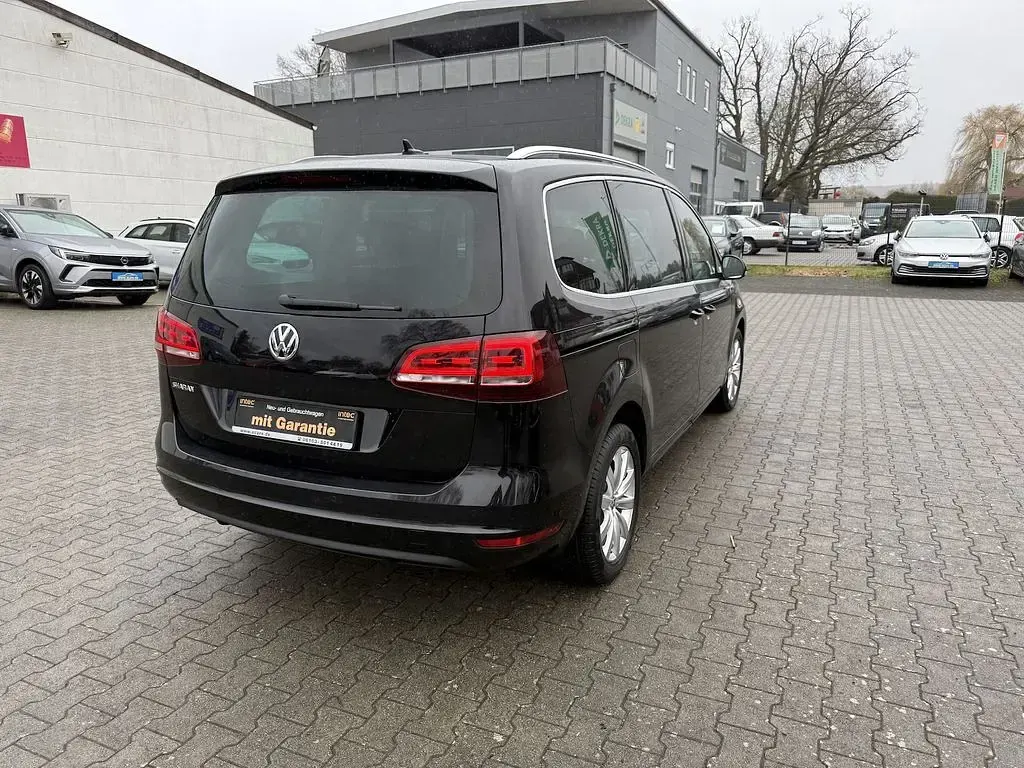 Brugt VW Sharan Highline 150 HK (110 kW) 2022 Sort MPV