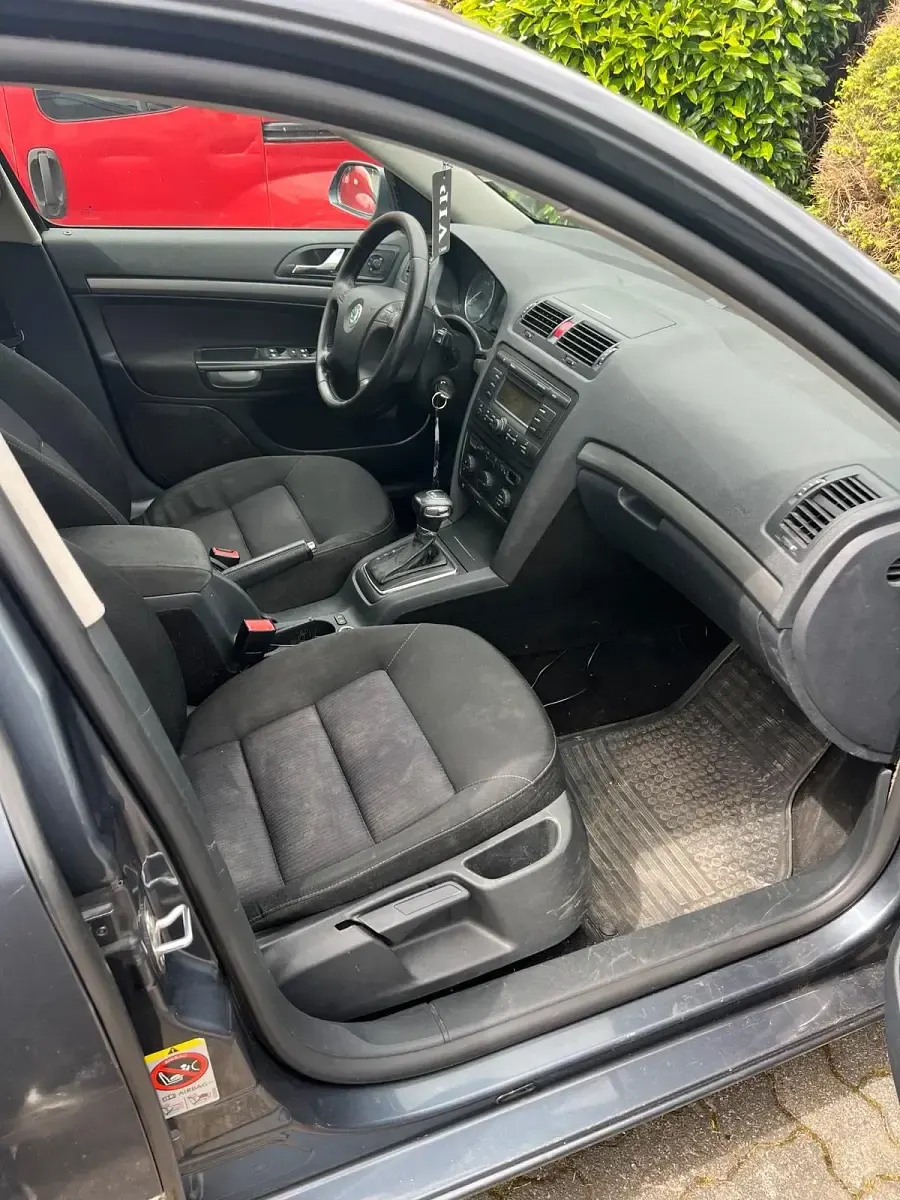 Gebraucht Skoda Octavia 140 PS (102 kW) 2008 Grau Kombi