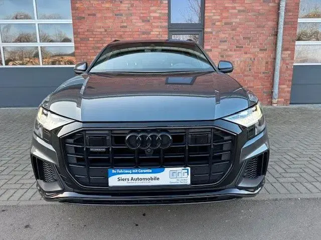 Gebraucht Audi Q8 S-Line 286 PS (210 kW) 2020 Grau SUV