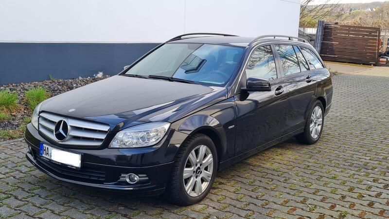 Schwarz Gebraucht 2010 Mercedes C220 Kombi | 4.450 € (Superpreis) - Bild 1/4