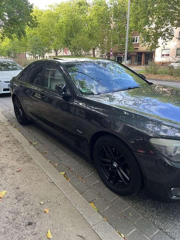 Gebraucht BMW 730 245 PS (180 kW) 2009 Limousine