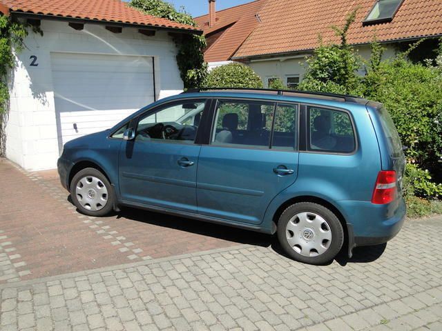 Gebraucht VW Touran Trendline 105 PS (77 kW) 2004 Grün metallic Van / Kleinbus