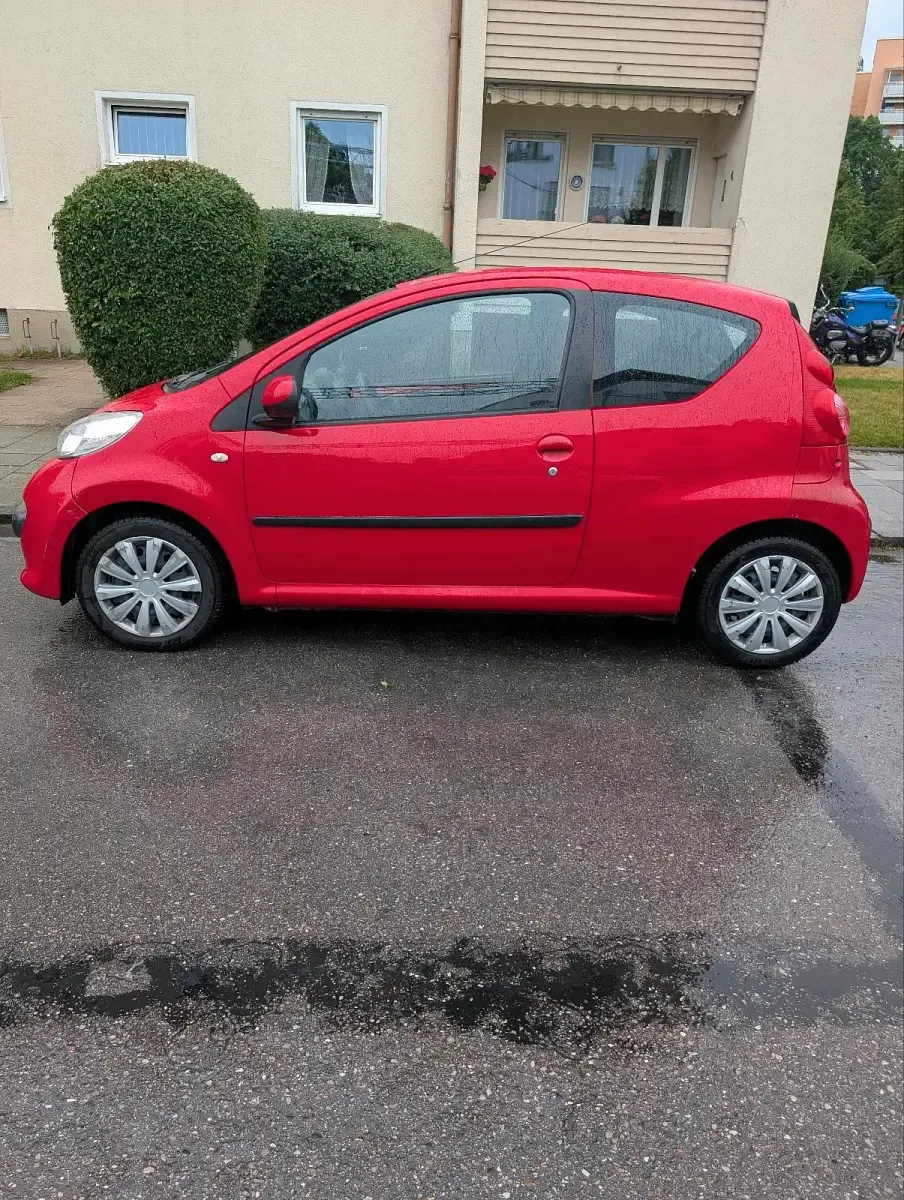 Gebraucht Peugeot 107 69 PS (50 kW) 2006 Rot Kleinwagen