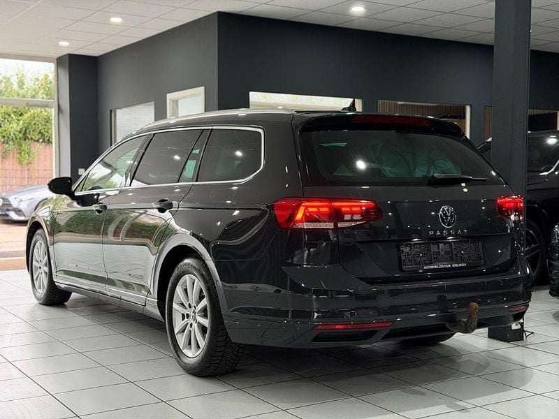 Gebraucht VW Passat Business 150 PS (110 kW) 2020 Grau Kombi