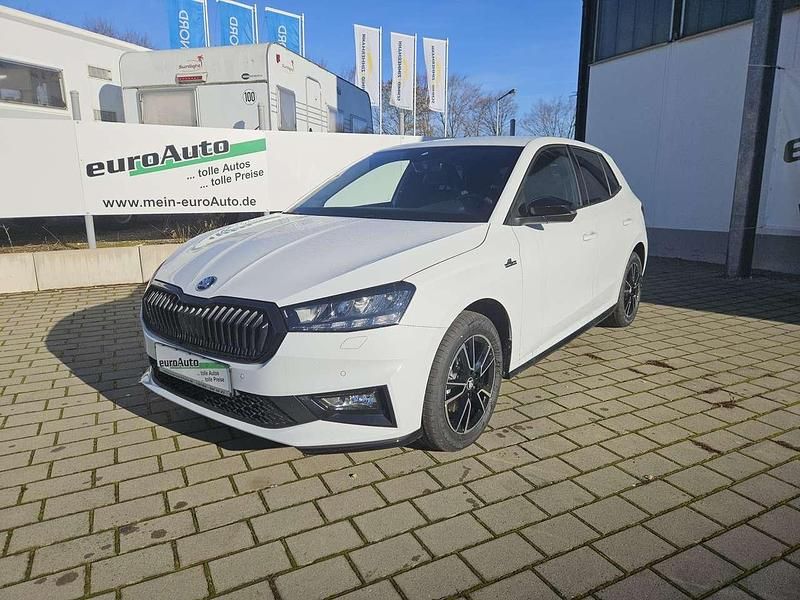 Moon white Neu 2025 Skoda Fabia Monte Carlo Kleinwagen | 23.710 € (Fairer Preis) - Bild 1/4