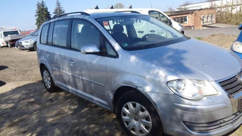 Gebraucht VW Touran Trendline 140 PS (102 kW) 2007 Grau Van / Kleinbus