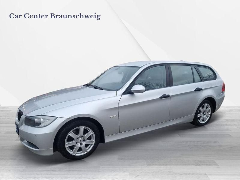 Silber Gebraucht 2005 BMW 320 Sport Line Kombi | 4.999 € (Etwas zu teuer) - Bild 1/4