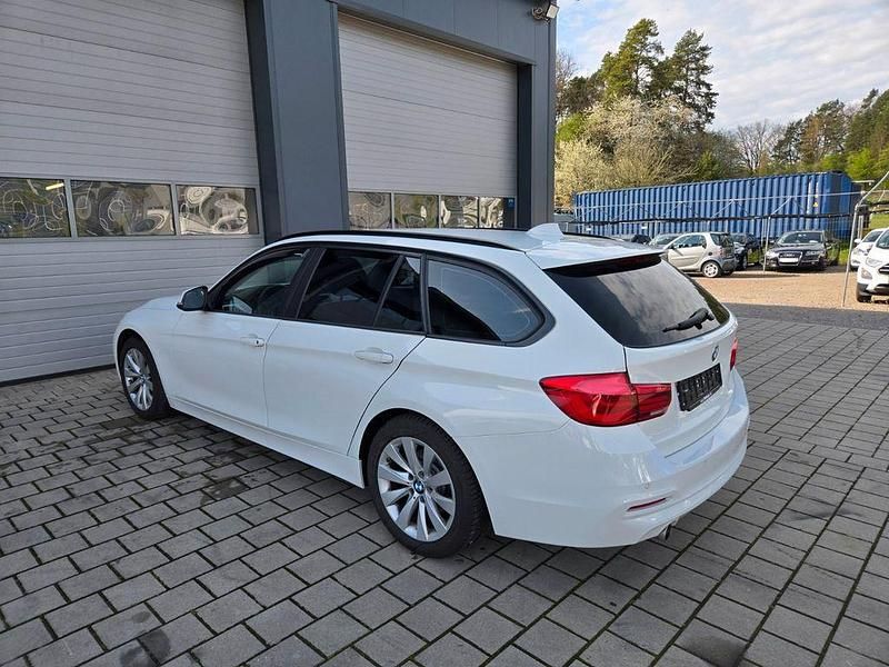 Gebraucht BMW 318 150 PS (110 kW) 2016 Weiß Kombi