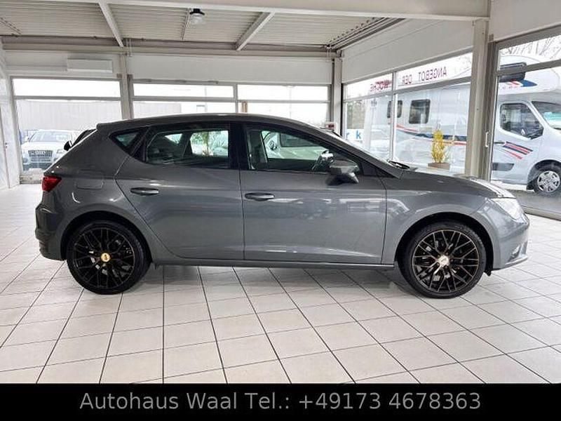 Gebraucht Seat Leon Style 85 PS (62 kW) 2014 Grau Limousine
