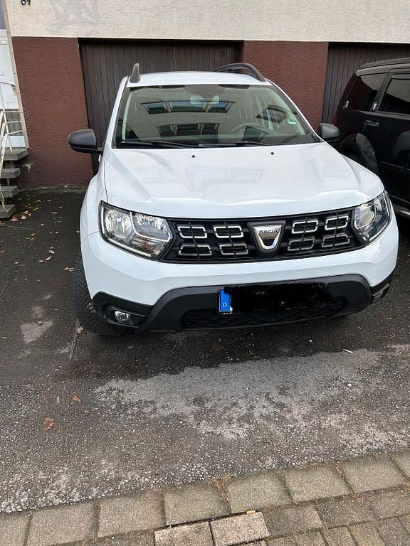 Gebraucht Dacia Duster Acces 114 PS (83 kW) 2018 Weiß SUV