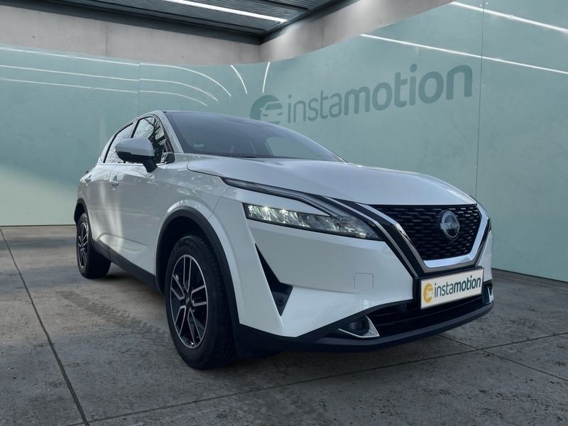 Weiß Gebraucht 2022 Nissan Qashqai N-Connecta SUV | 24.190 € (Fairer Preis) - Bild 1/4