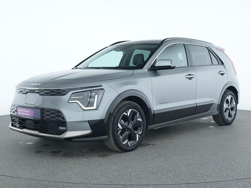 Stahlgrau Gebraucht 2023 Kia e-Niro Spirit SUV | 25.654 € (Guter Preis) - Bild 1/4