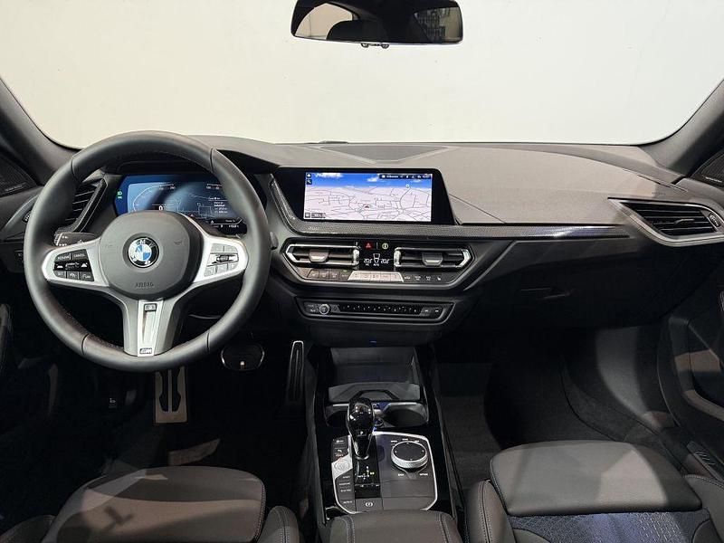 Nowe BMW 218 Performance 136 KM (100 kW) 2025 Szary Sedan/Limuzyna