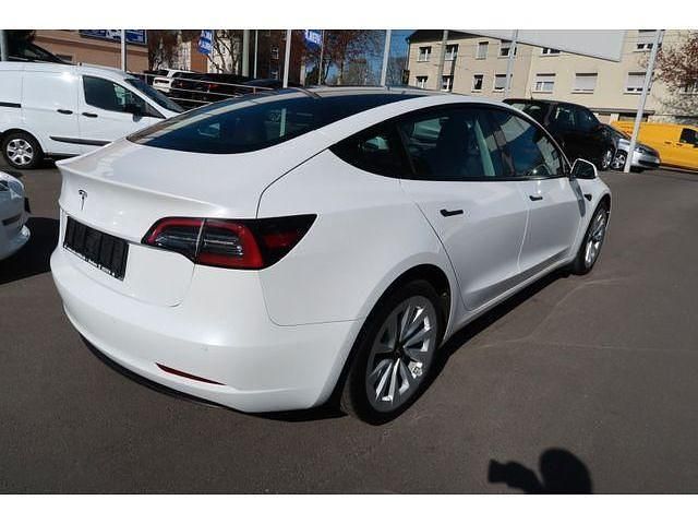 Gebraucht Tesla Model 3 RWD 239 kW (325 PS) 2022 Weiß Limousine