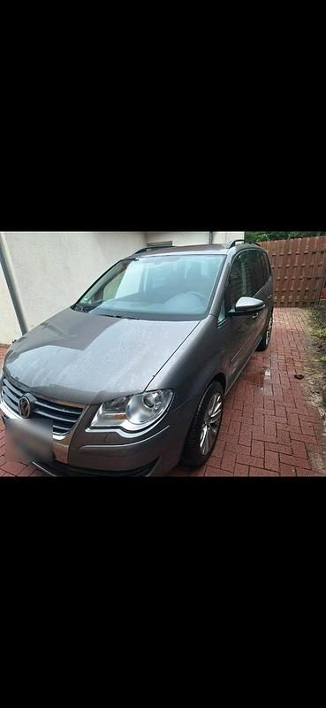 Gebraucht VW Touran 95 PS (69 kW) 2010 Grau Van / Kleinbus