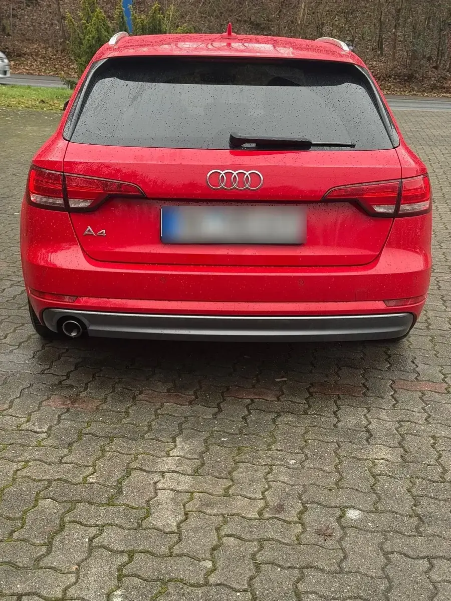 Gebraucht Audi A4 S-Line 150 PS (110 kW) 2018 Rot Kombi
