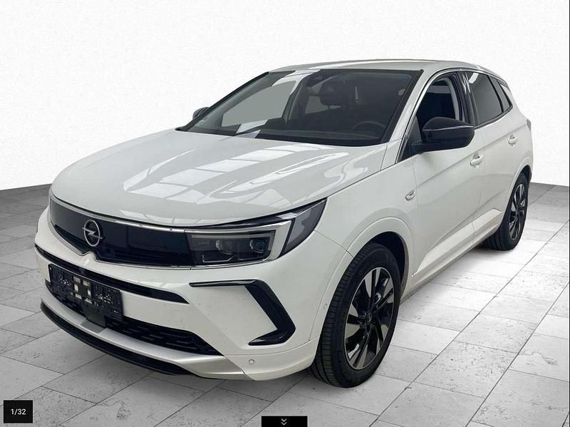 Lack weiss banquise Gebraucht 2023 Opel Grandland X Elegance SUV | 23.950 € (Fairer Preis) - Bild 1/4