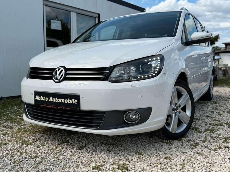 Candyweiß Gebraucht 2010 VW Touran Highline Van / Kleinbus | 6.990 € (Fairer Preis) - Bild 1/4