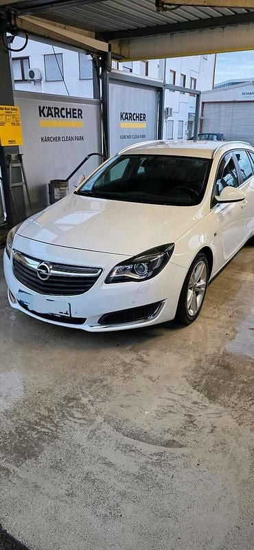 Gebraucht Opel Insignia 170 PS (125 kW) 2017 Weiß Kombi