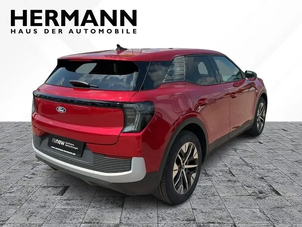 Używany Ford Explorer Extended Range 210 kW (286 KM) 2025 Czerwony SUV