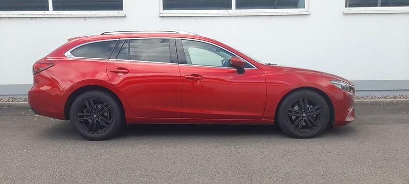 Gebraucht Mazda 6 175 PS (128 kW) 2016 Rot Limousine