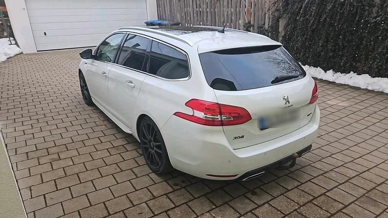 Gebraucht Peugeot 308 GT 205 PS (150 kW) 2016 Weiß Kombi