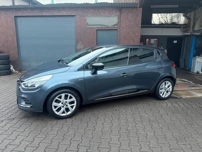 Gebraucht Renault Clio IV 71 PS (52 kW) 2018 Grau Kleinwagen
