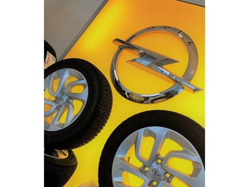 Gebraucht Opel Astra 131 PS (96 kW) 2024 Silber Kombi