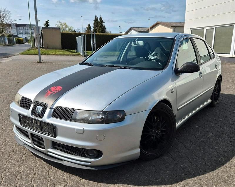 Gebraucht Seat Leon 179 PS (131 kW) 2003 Silber Kleinwagen