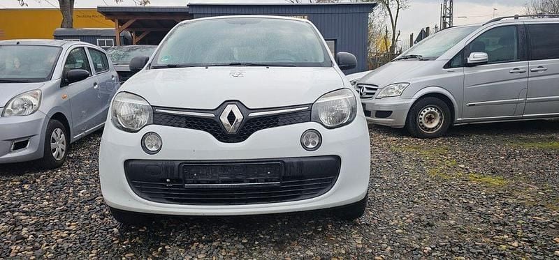 Gebraucht Renault Twingo Life 69 PS (50 kW) 2016 Weiß Kleinwagen