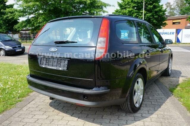 Gebraucht Ford Focus Style 101 PS (74 kW) 2007 Schwarz metallic Kombi