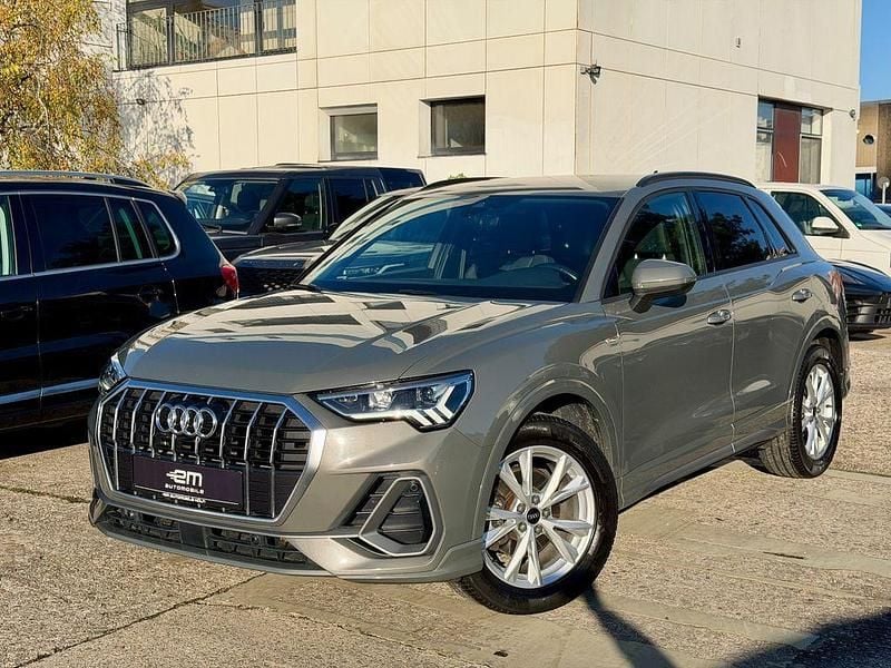 Grau Gebraucht 2021 Audi Q3 S-Line SUV | 27.490 € (Fairer Preis) - Bild 1/4