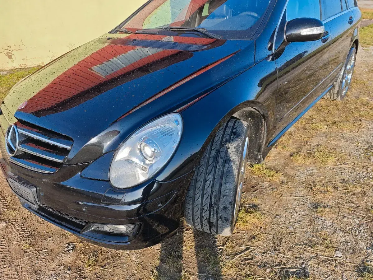Gebraucht Mercedes R350 272 PS (200 kW) 2007 Schwarz Kombi