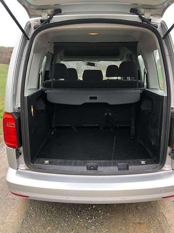 Gebraucht VW Caddy Comfortline 105 PS (77 kW) 2012 Reflexsilber metallic Van / Kleinbus