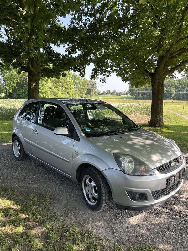 Gebraucht 2007 Ford Fiesta Style Kleinwagen | 2.800 € (Teuer) - Bild 1/4