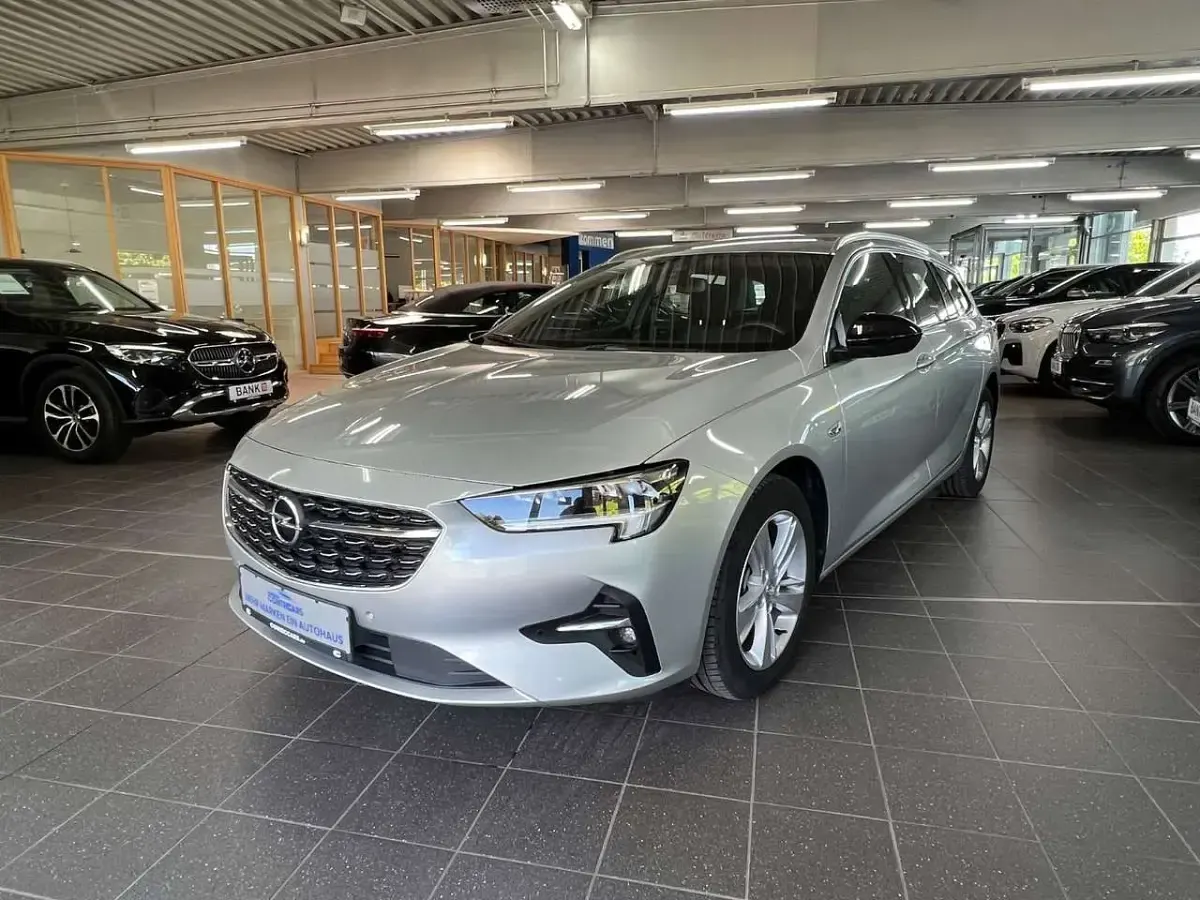 Gebraucht Opel Insignia Business 122 PS (89 kW) 2022 Silber Kombi