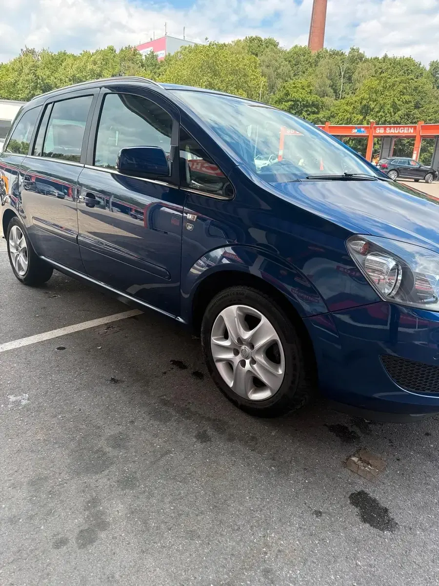 Gebraucht Opel Zafira 140 PS (102 kW) 2010 Blau Van / Kleinbus