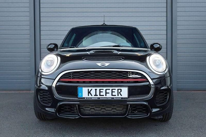 Gebraucht Mini John Cooper Works Cabriolet 231 PS (169 kW) 2017 Midnight black (a94) Cabrio