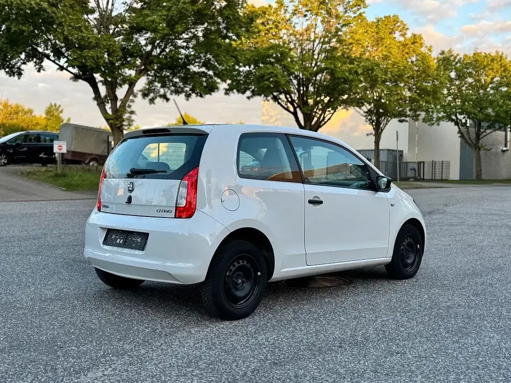 Second-hand Skoda Citigo Comfort 60 CP (44 kW) 2017 Alb Hatchback