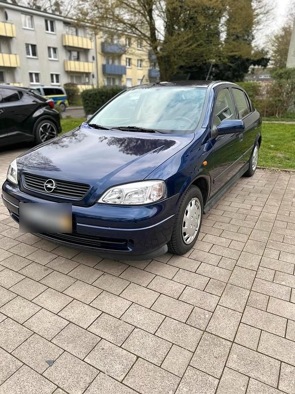 Gebraucht Opel Astra 75 PS (55 kW) 1998 Blau Kleinwagen