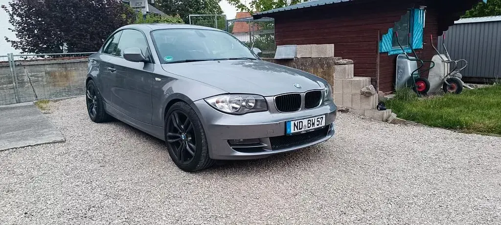 Gebraucht BMW 1M 177 PS (130 kW) 2010 Beige Coupé