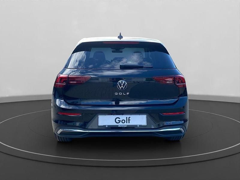 Neu VW Golf VIII 150 PS (110 kW) 2026 Schwarz Limousine