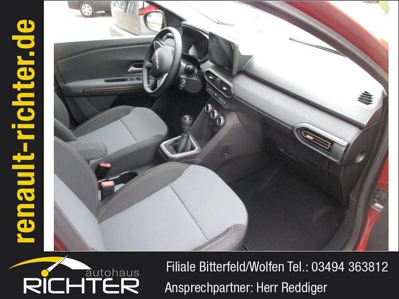 Neu Dacia Jogger Extreme 110 PS (80 kW) 2025 Braun Van / Kleinbus